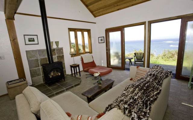 photo 5 of The Andiron Sea Side Inn