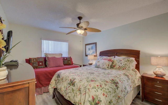 photo 5 of Anna Maria Island Beach Palms 5B