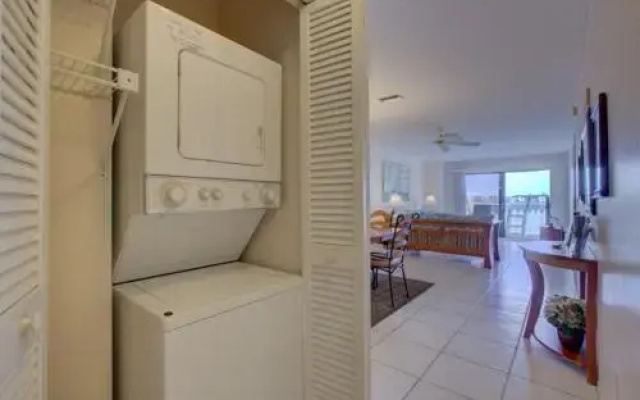photo 2 of The Anna Maria Island Beach Palms 6B - 2 Br condo by RedAwning