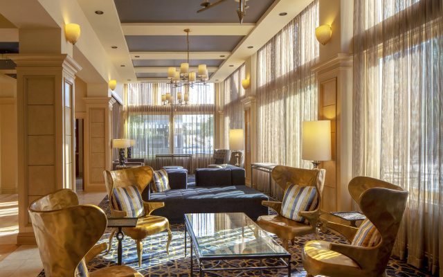 photo 2 of The Ashton Hotel