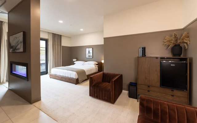 photo 2 of The Atlee Suites