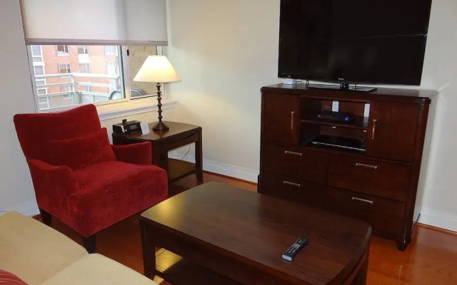 photo 3 of The Avenue by Executive Apartments