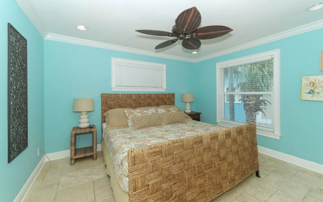 photo 3 of The Bayfront Apartment 6