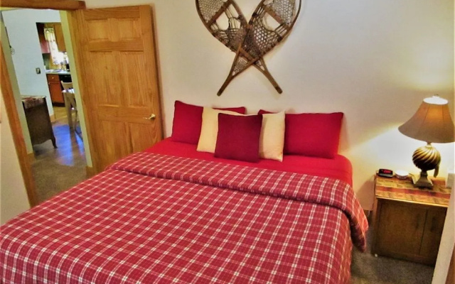 photo 5 of The Bear Den