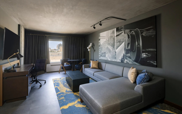 photo 5 of Bally's Baton Rouge Hotel