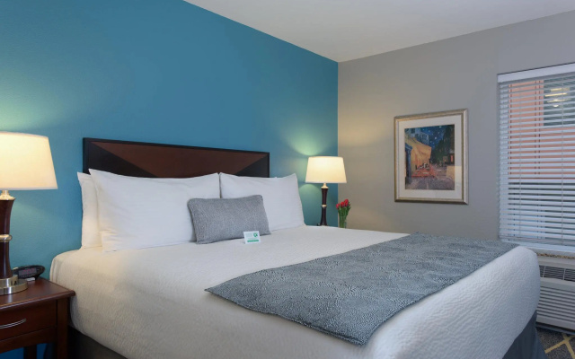 photo 4 of The Belltown Inn