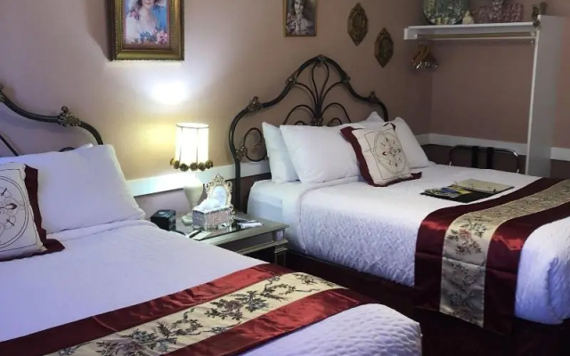 photo 3 of The Bent Elbow Hotel