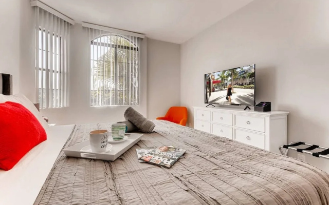 photo 2 of The Beverly Hills/Weho 2BR Masterpiece! (BW3)