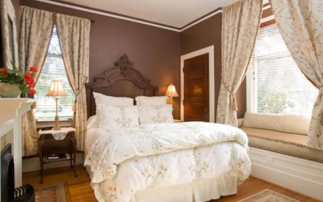 photo 3 of The Black Walnut B & B Inn