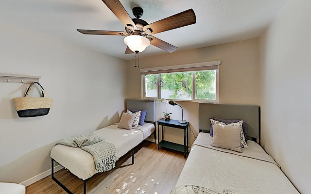 photo 4 of The Blue In Old Town 3 Bedroom Home