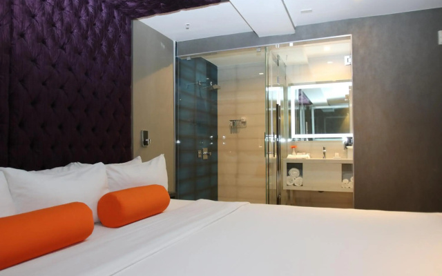 photo 3 of BLVD Hotel and Studios Universal-Hollywood, an Ascend Collection Hotel