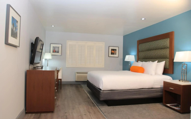 photo 5 of BLVD Hotel and Studios Universal-Hollywood, an Ascend Collection Hotel