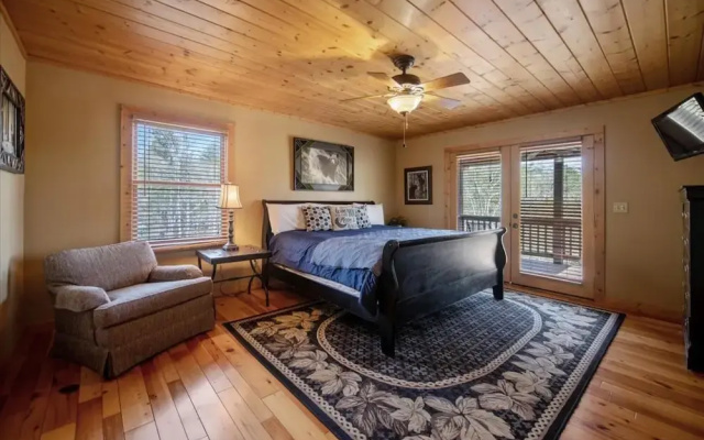 photo 4 of The Boondocks - Beautiful Cabin Overlooking Magnificent North Georgia Mountains
