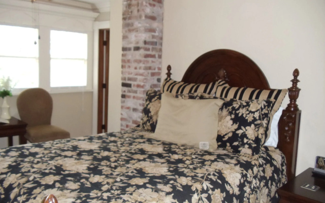 photo 4 of The Branson House