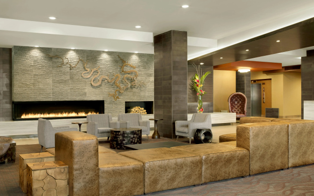 photo 2 of The Broadway Columbia - a DoubleTree by Hilton