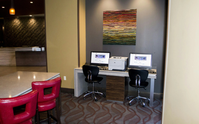 photo 3 of The Broadway Columbia - a DoubleTree by Hilton