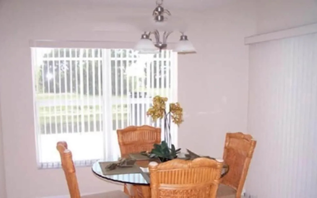 photo 4 of The Bunratty Manor - 3 Br home by RedAwning