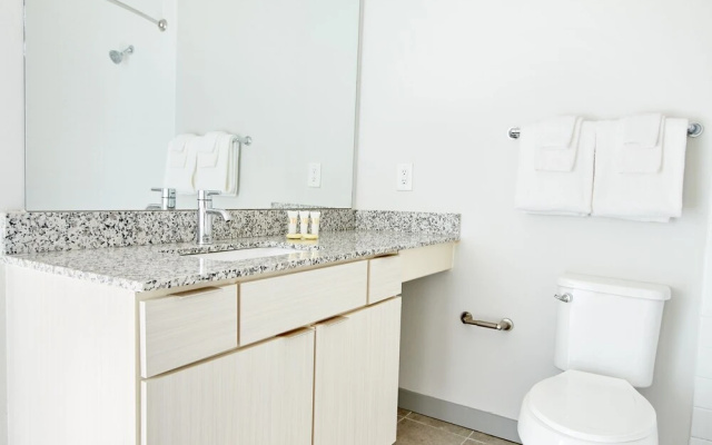 photo 3 of The Byron by Sonder