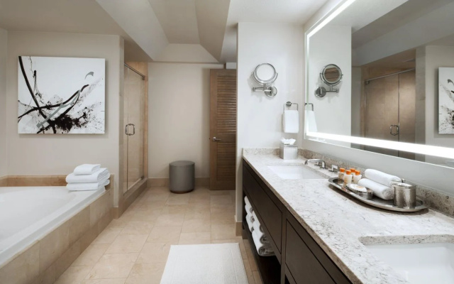 photo 4 of The Canyon Suites at The Phoenician, Luxury Collection