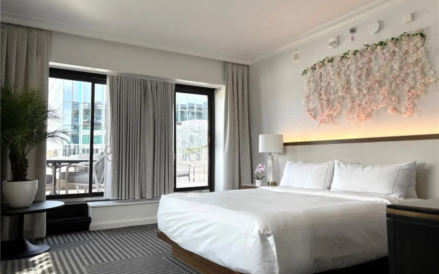 photo 4 of Capital Hilton