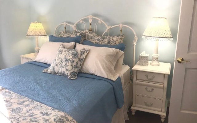 photo 2 of The Carriage House B&B