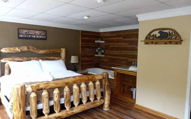 photo 2 of The Carter Lodge On The River