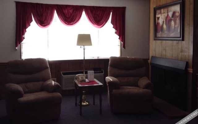 photo 2 of The Chalet Motel & Apartments