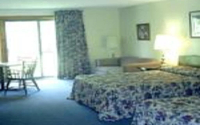 photo 5 of The Chalet Motel, A Travelodge by Wyndham