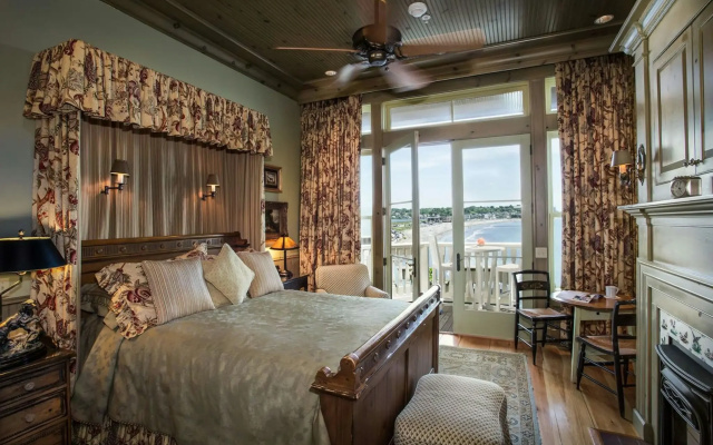 photo 3 of The Chanler at Cliff Walk