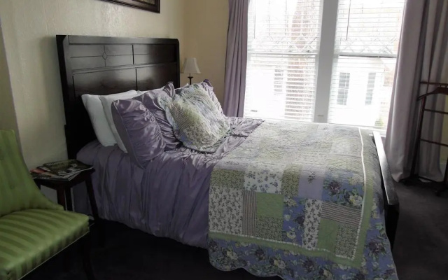 photo 5 of The Charleston Inn