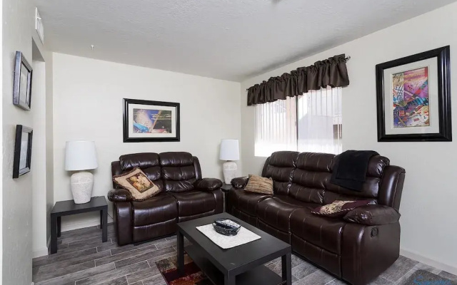 photo 5 of Cliffs in Surprise By Signature Vacation Rentals