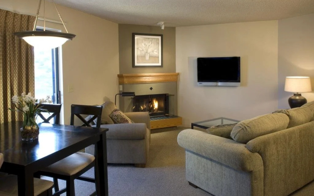 photo 4 of The Commons Hotel & Suites - Denver Tech Center