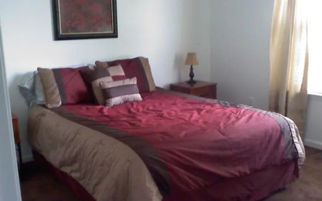 photo 2 of The Corner House B&B & Corporate Housing