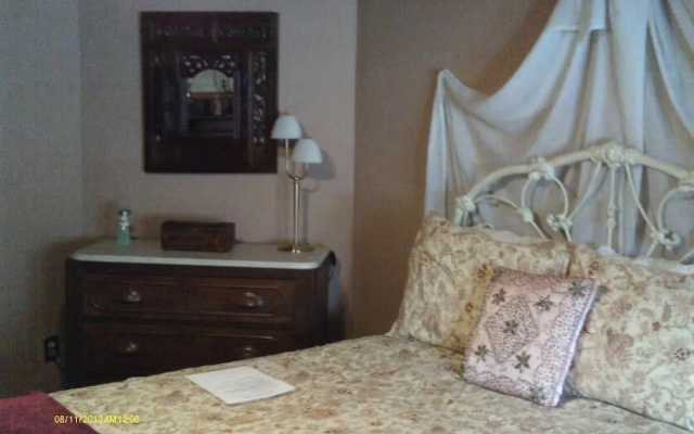 photo 4 of The Corner House Bed and Breakfast
