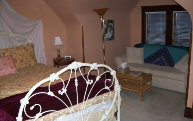 photo 5 of The Corner House Bed and Breakfast
