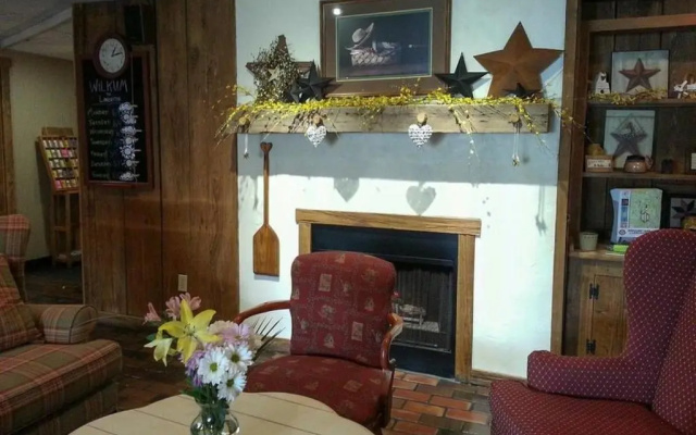 photo 2 of The Country Inn of Lancaster