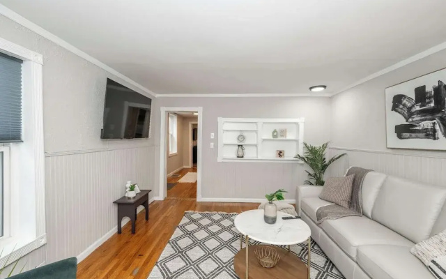 photo 3 of The Covington Cottage Modern 2 BDR Charmer, Covington