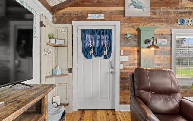 photo 5 of The Cozy Cottage