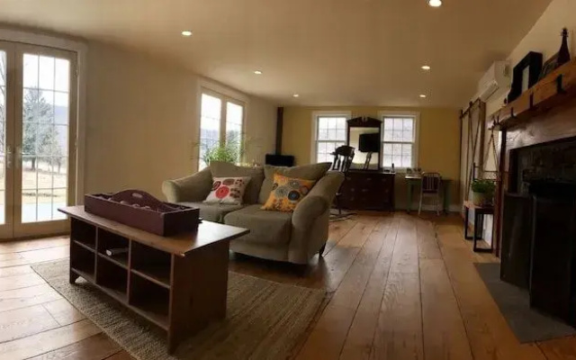 photo 5 of The Cozy Inn of Connecticut