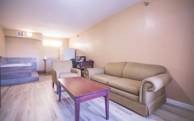 photo 5 of Crossroads Hotel & Suites