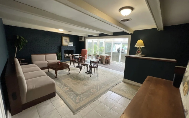photo 4 of The Crystal River Inn