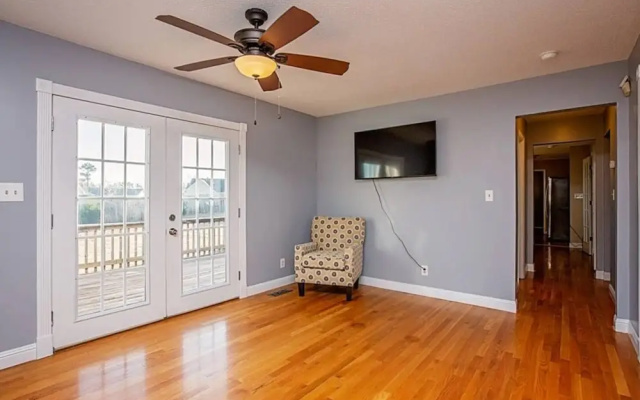 photo 2 of The Dandridge Guest House