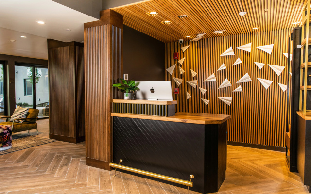 photo 5 of voco The Darwin Atlanta Midtown by IHG