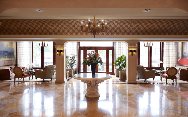 photo 2 of Delamar Greenwich Harbor