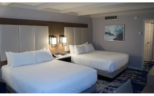 photo 2 of The Desmond Hotel