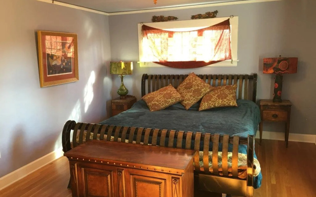 photo 5 of The Doctor's House