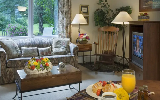 photo 3 of The Dormy House