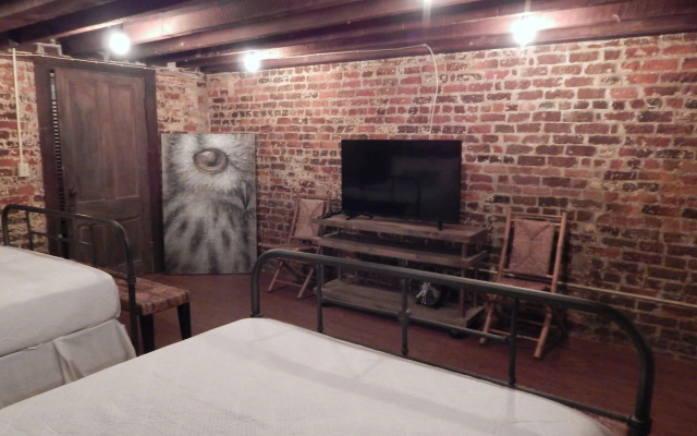 photo 2 of The DuLinn on York