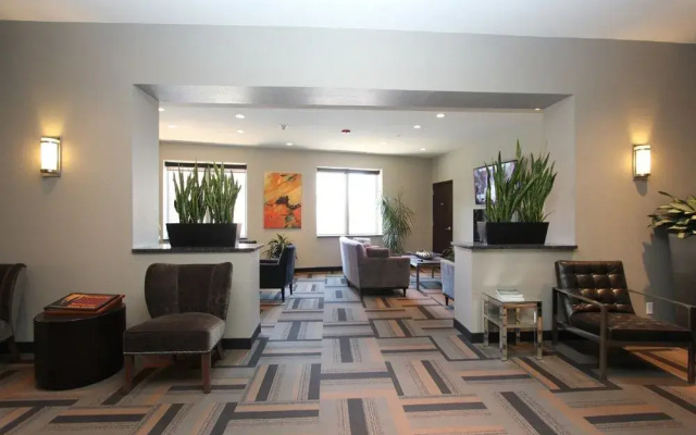 photo 2 of The East Avenue Inn & Suites