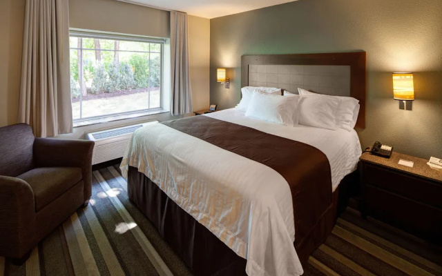 photo 5 of The East Avenue Inn & Suites